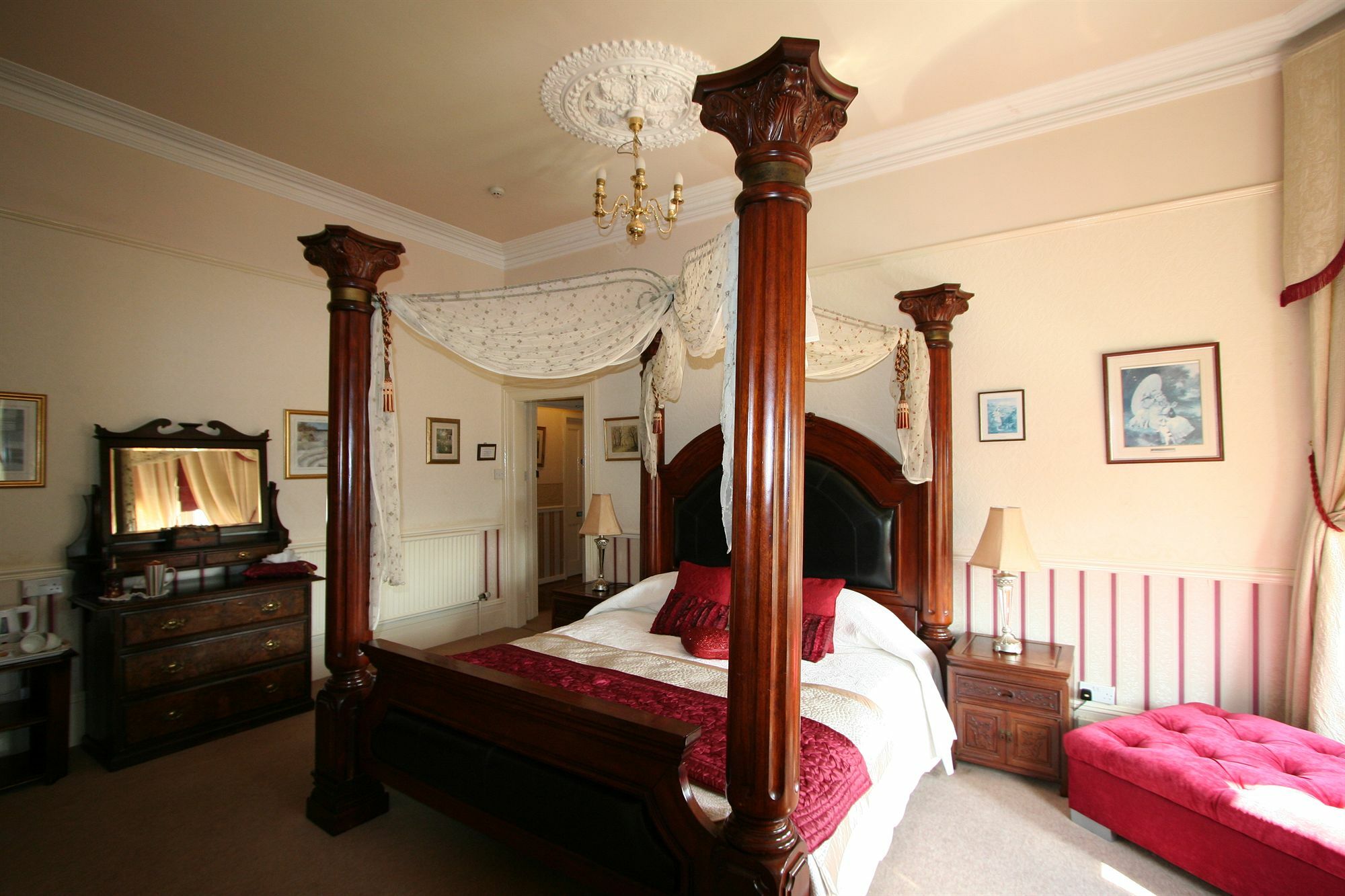 Cranleigh Hotel Bath Bagian luar foto